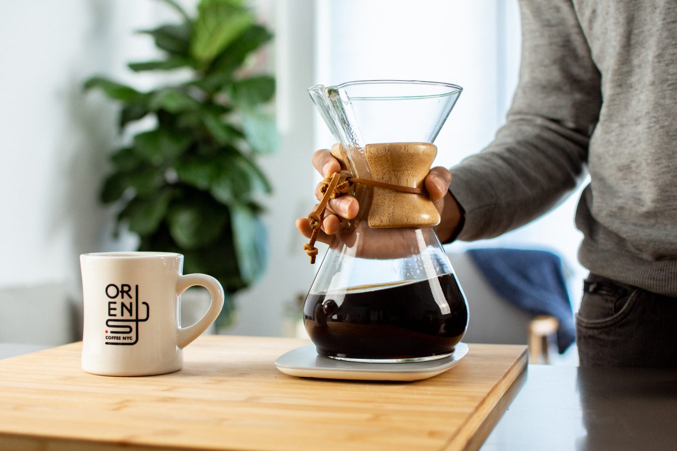 Pour Over Coffee (Chemex Tutorial) - Fit Foodie Finds