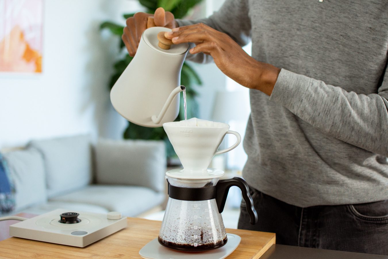 How Do I Fix Clogging in the Hario V60? - Coffee Brew Guides